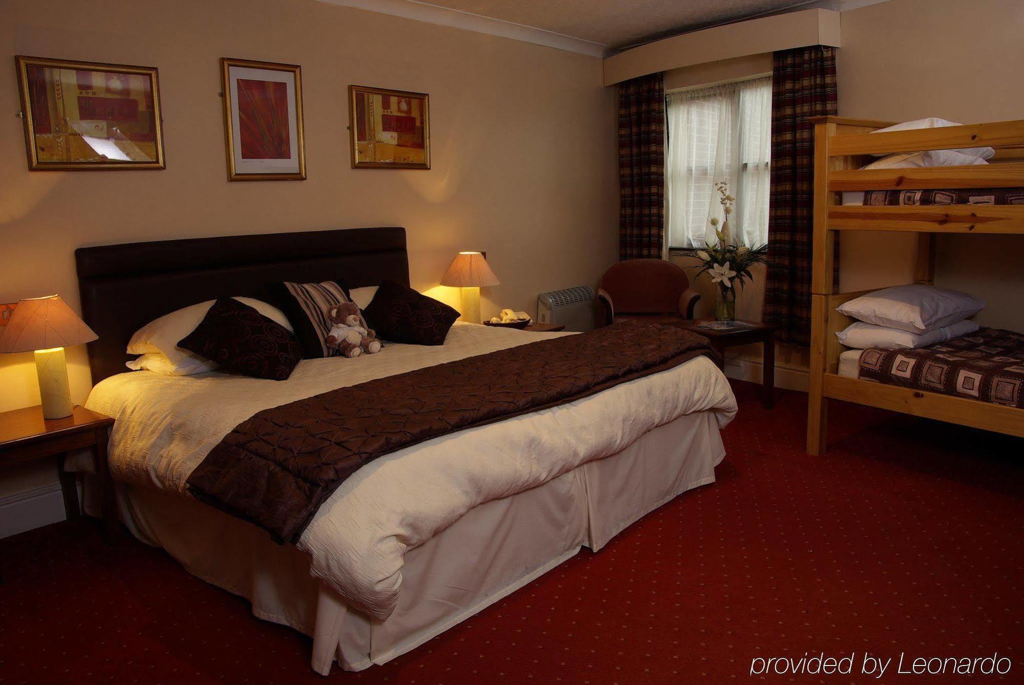 Beaufort Park Hotel Mold Zimmer foto