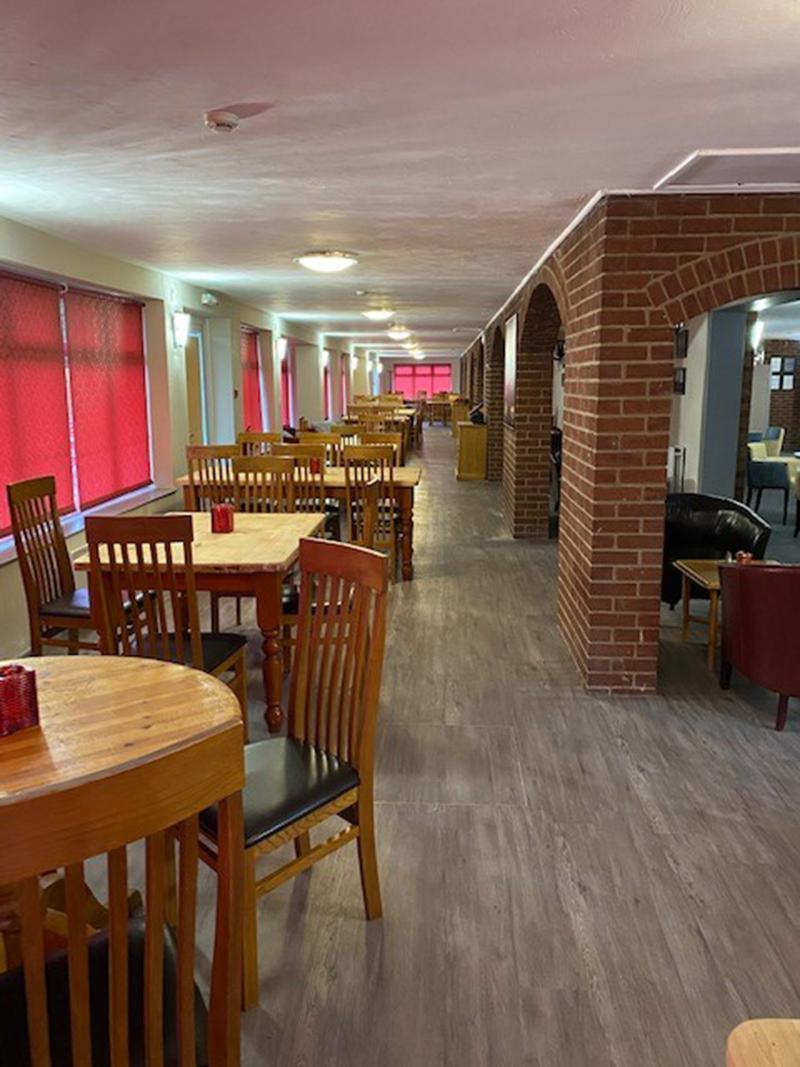 Beaufort Park Hotel Mold Exterior foto